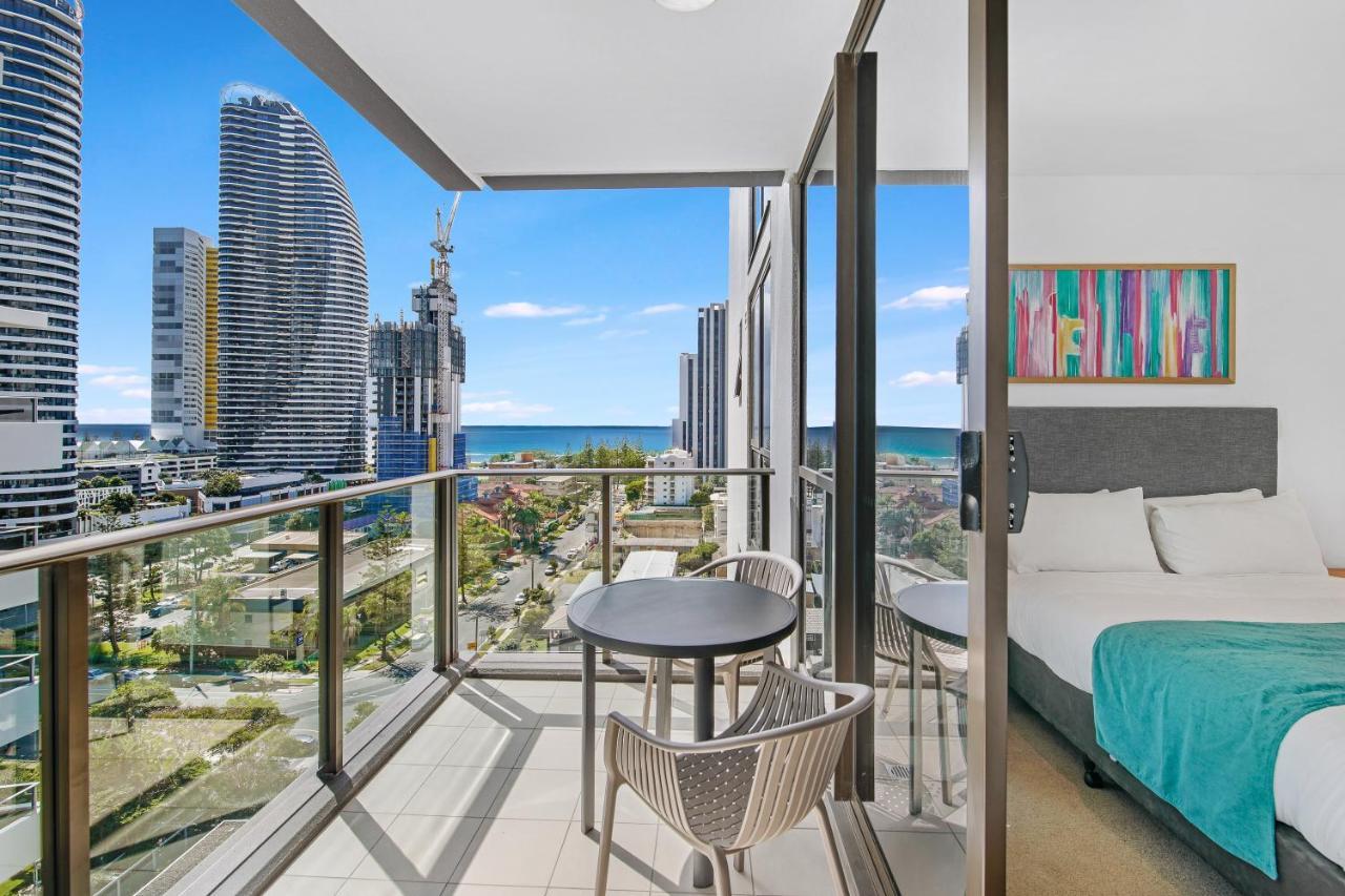 The Eureka Gold Coast Residence On Broadbeach Экстерьер фото