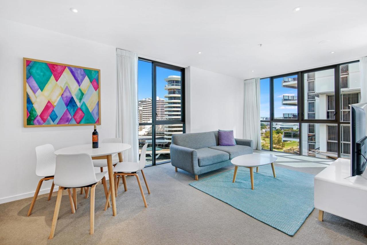 The Eureka Gold Coast Residence On Broadbeach Экстерьер фото