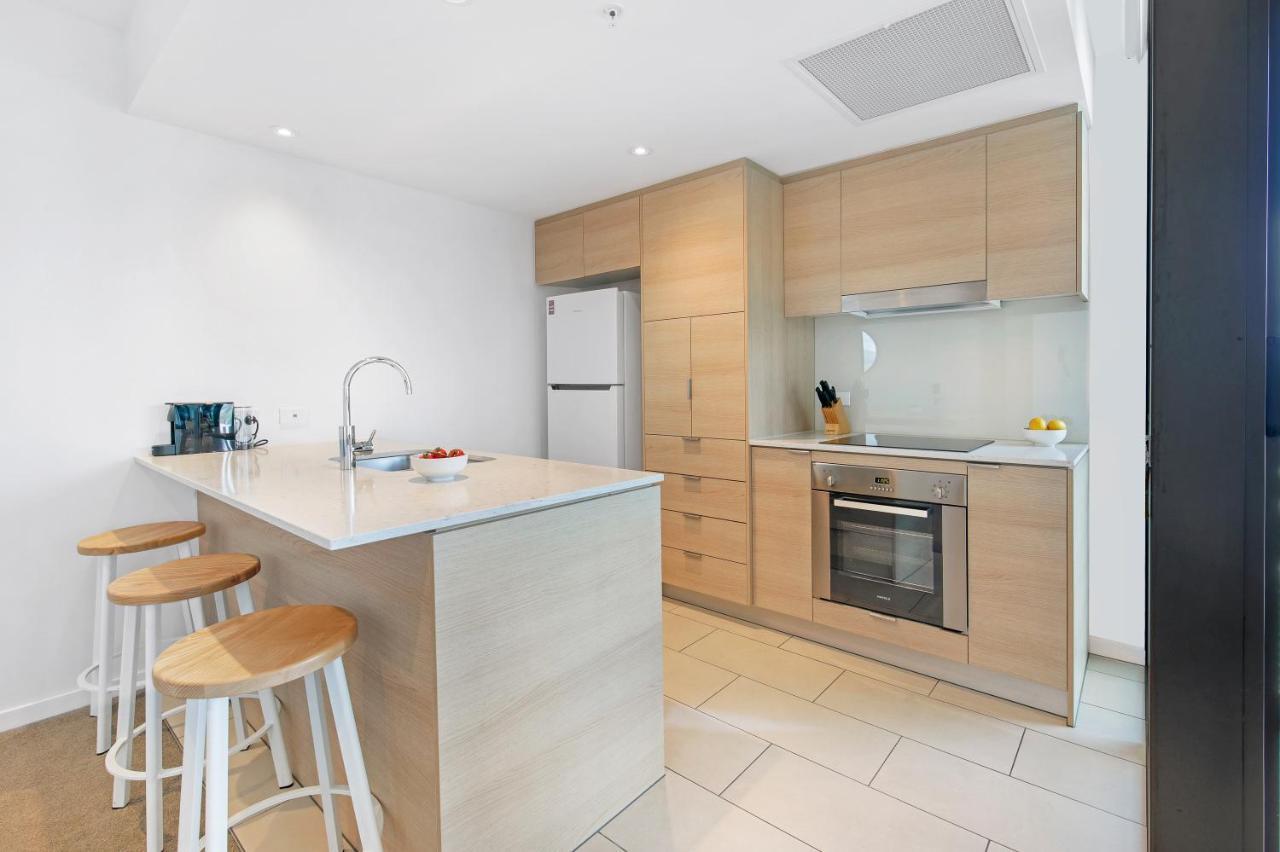 The Eureka Gold Coast Residence On Broadbeach Экстерьер фото
