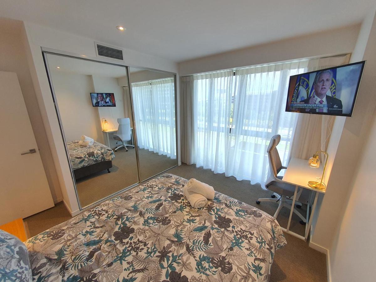 The Eureka Gold Coast Residence On Broadbeach Экстерьер фото