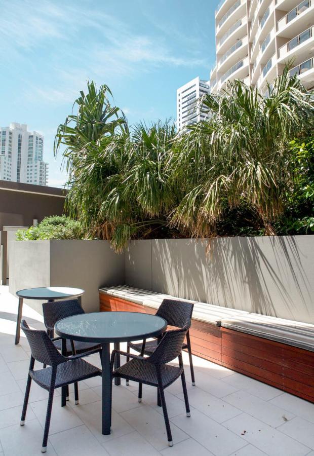 The Eureka Gold Coast Residence On Broadbeach Экстерьер фото