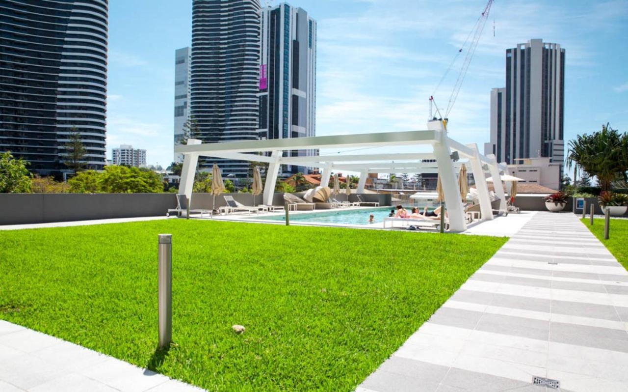 The Eureka Gold Coast Residence On Broadbeach Экстерьер фото